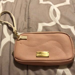 Steve Madden wristlet